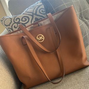 Michael Kors tote